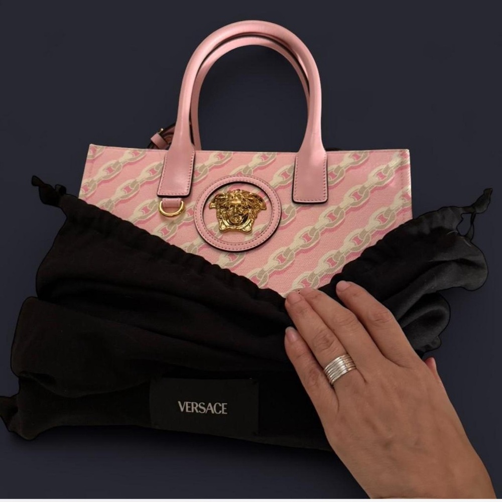NWT Versace Pastel Pink Tote. 💯 Authentic. Measurements in pics. With dust bag! - Picture 11 of 11